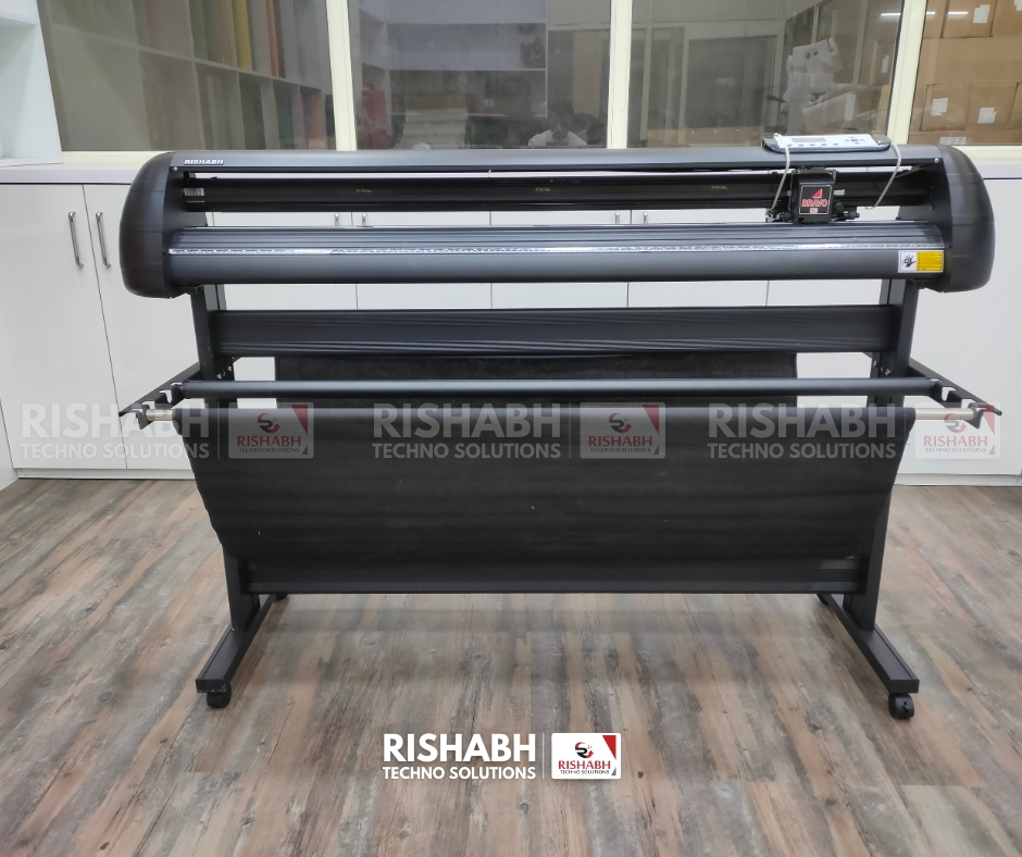 CUTTING PLOTTER