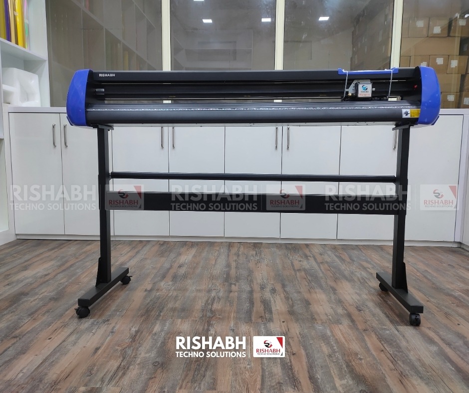 CUTTING PLOTTER