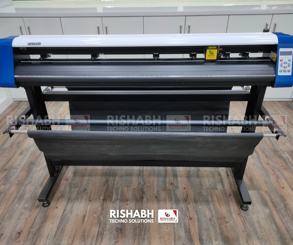 CUTTING PLOTTER