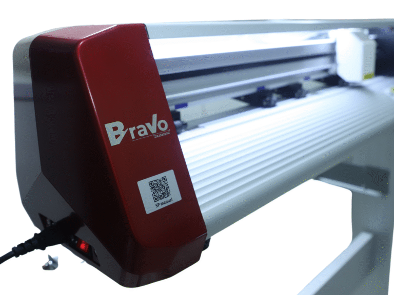 VINYL CUTTING PLOTTER