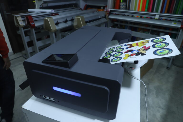 digital sheet cutting plotter