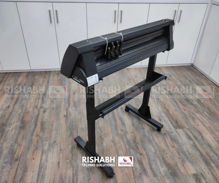 PUFF  VINYLE CUTTING MACHINE