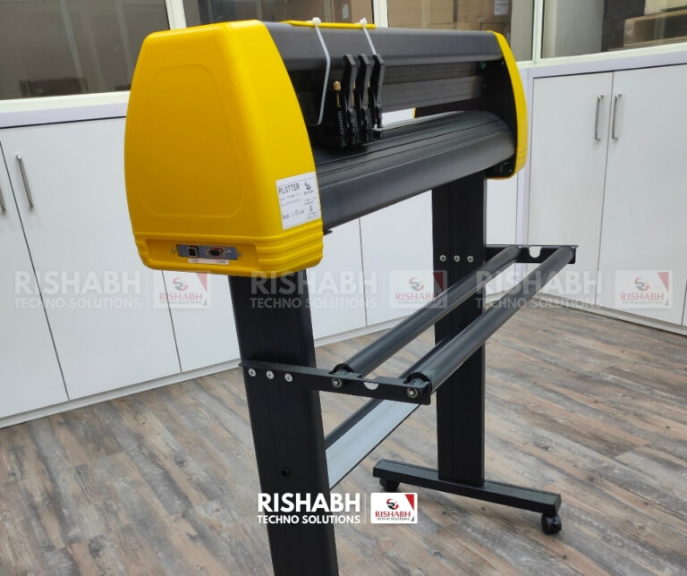 PVC CUTTING PLOTTER
