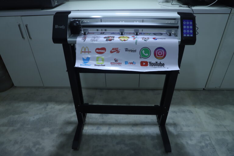 Puff Vinyl Cutting Plotter